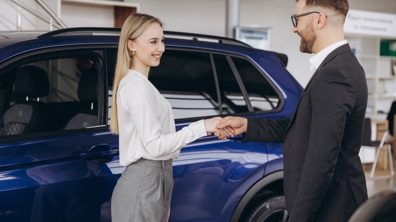 Master Buyer Psychology: Avoid Emotional Decisions at Car Auctions
