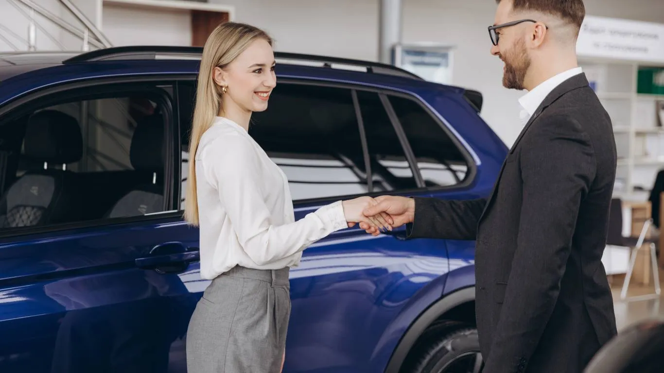 Master Buyer Psychology: Avoid Emotional Decisions at Car Auctions